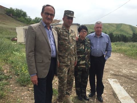 Французские парламентарии провели инспекцию на линии соприкосновения карабахских и азербайджанских войск